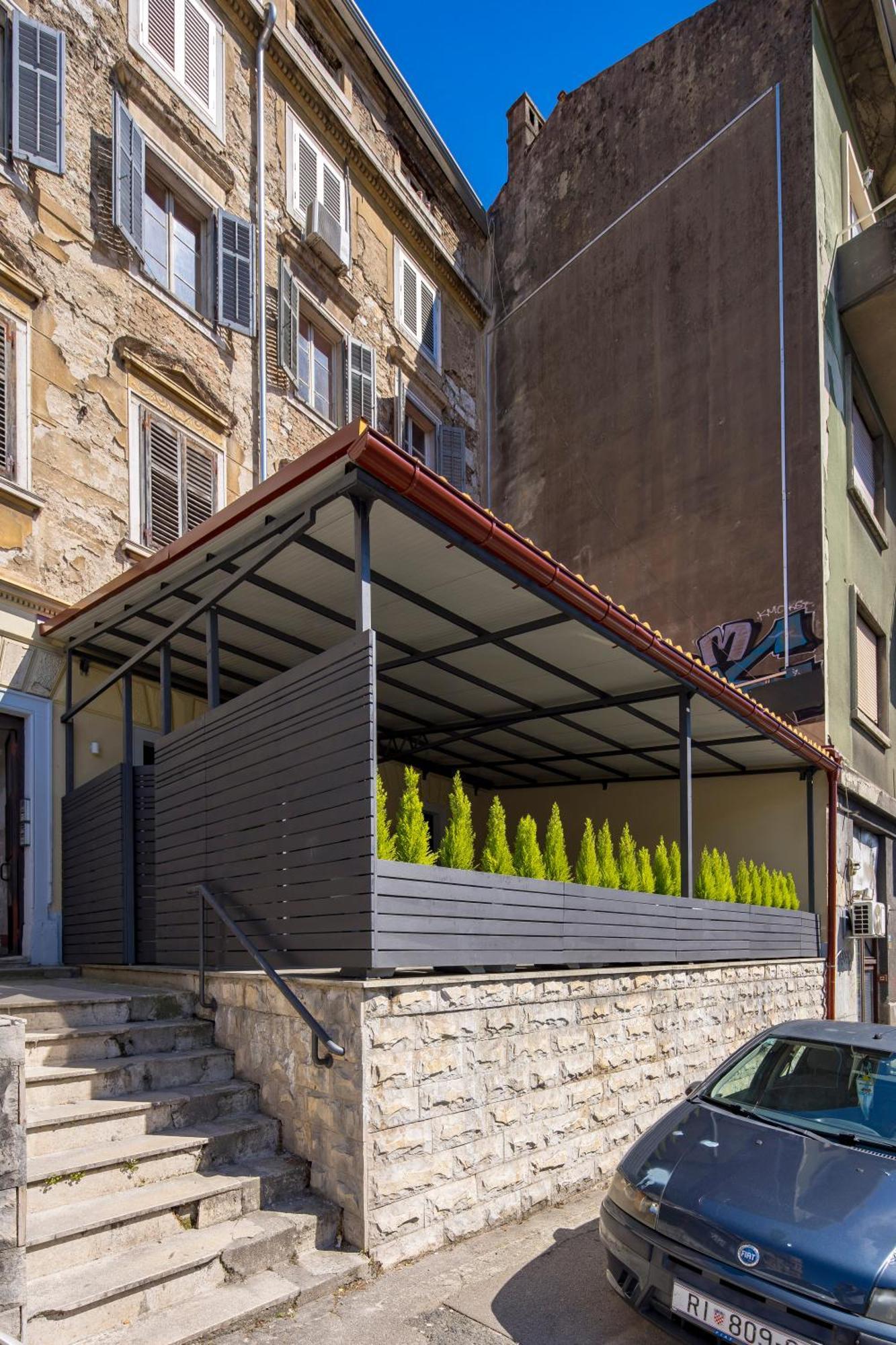 Apartment Greenri Rijeka Bagian luar foto